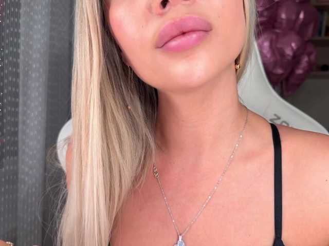 AlexaRayS's BongaCams profile