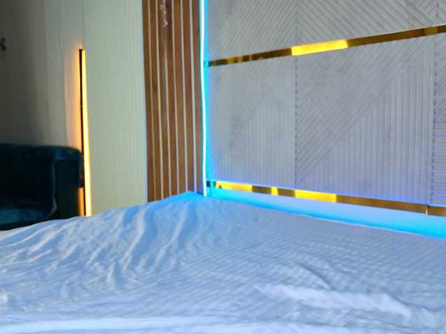 AlexaRayS's BongaCams show and profile