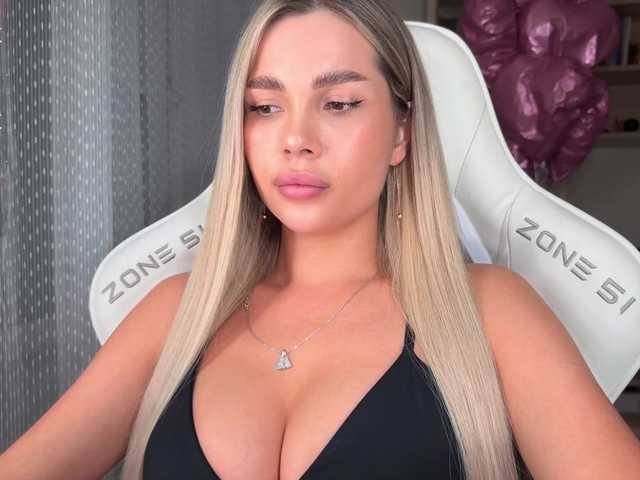 AlexaRayS's BongaCams profile