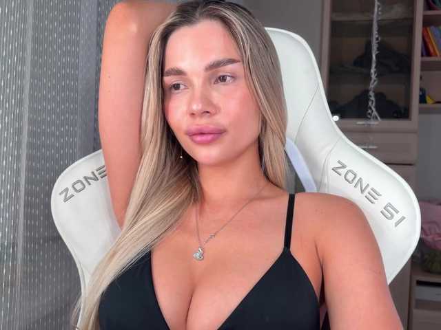 AlexaRayS's BongaCams profile
