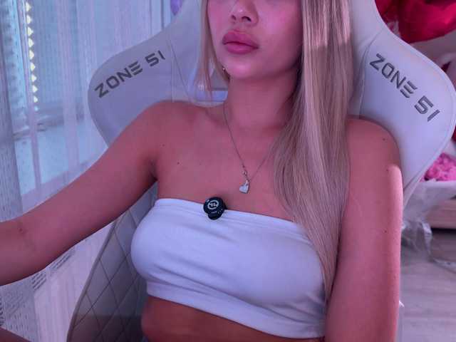 AlexaRayS's BongaCams profile