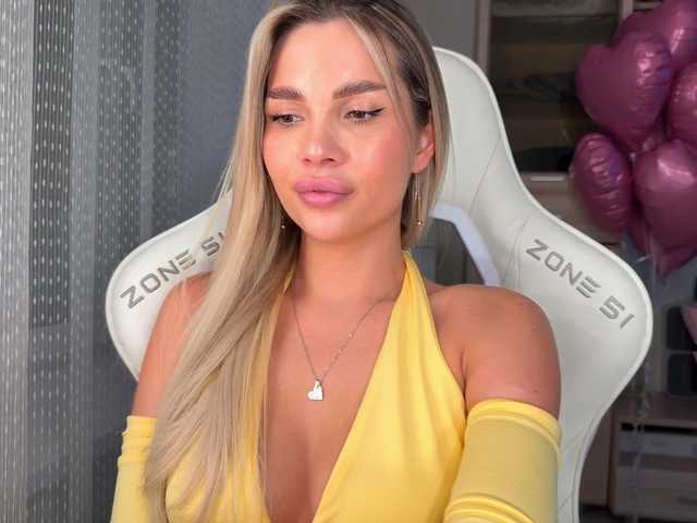 AlexaRayS's BongaCams profile