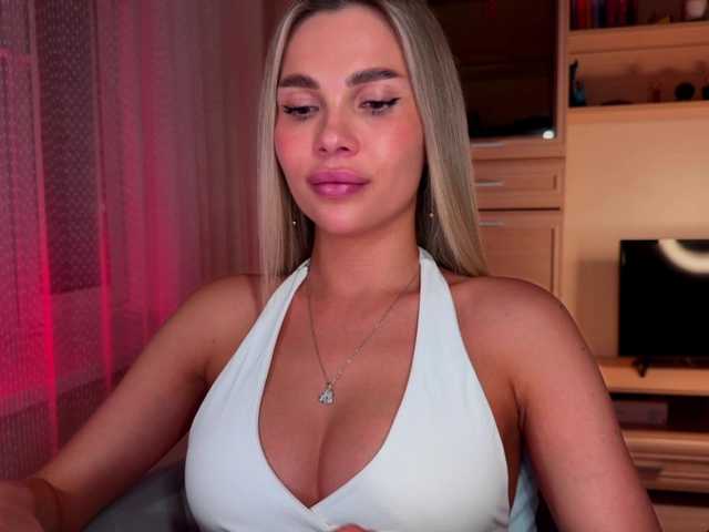 AlexaRayS's BongaCams show and profile