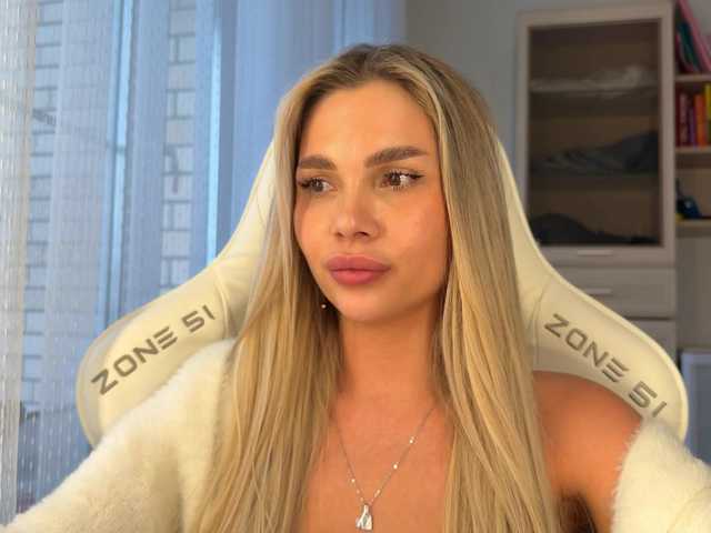 AlexaRayS's BongaCams profile