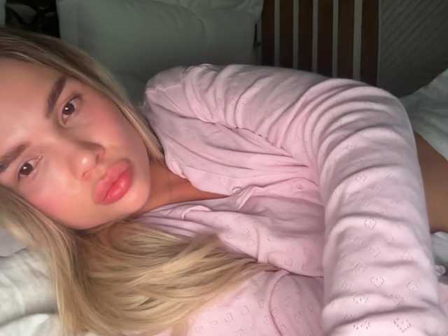 AlexaRayS's BongaCams profile