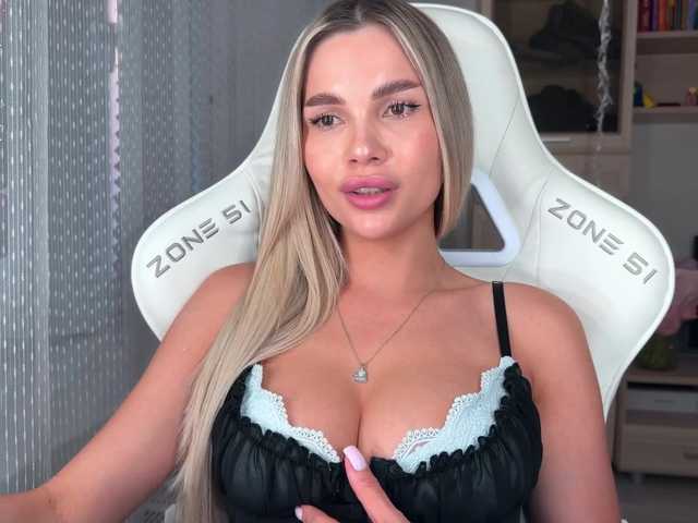 AlexaRayS's BongaCams profile