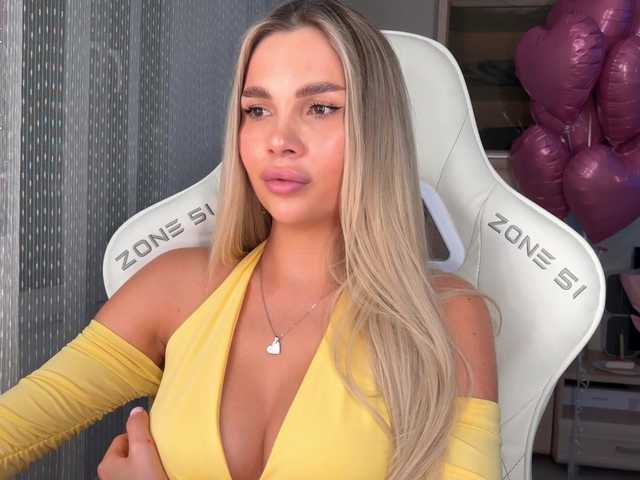 AlexaRayS's BongaCams profile