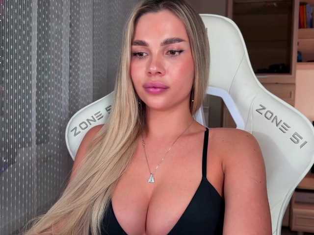 AlexaRayS's BongaCams profile