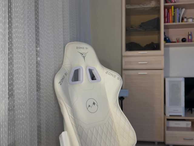 AlexaRayS's BongaCams show and profile