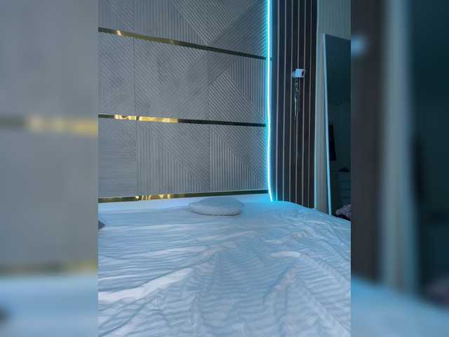 AlexaRayS's BongaCams show and profile