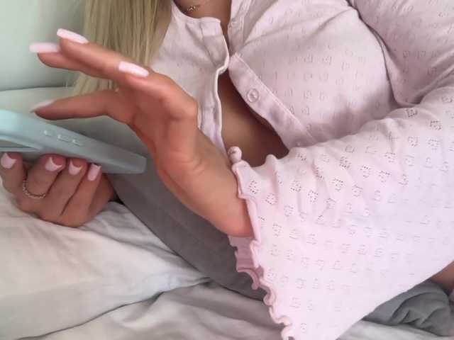 AlexaRayS's BongaCams profile