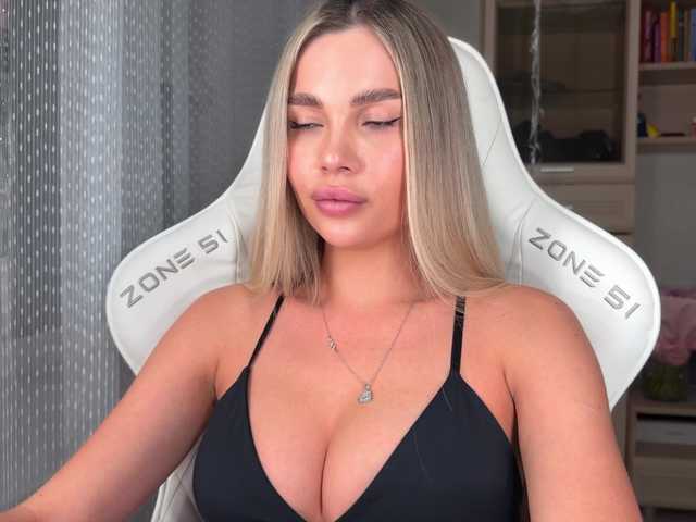 AlexaRayS's BongaCams profile
