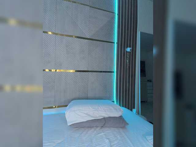 AlexaRayS's BongaCams show and profile