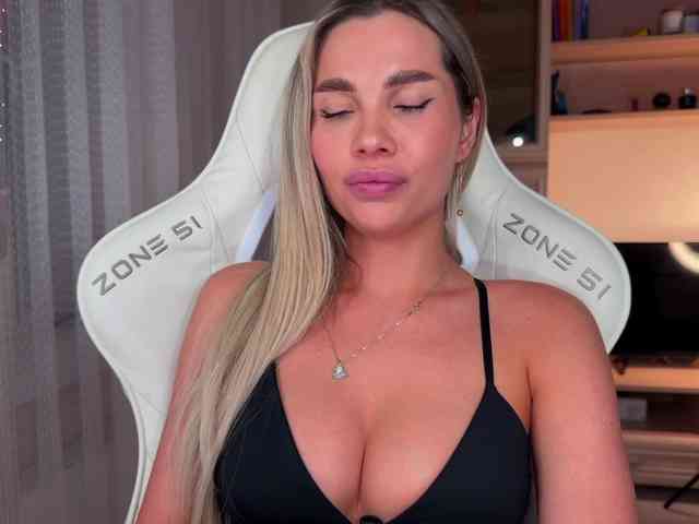 AlexaS_ webcam