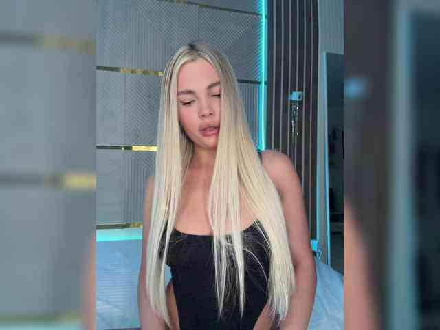 AlexaRayS Live Webcam on BongaCams