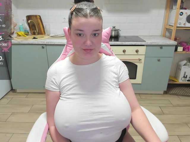 LinaEl23's BongaCams show and profile