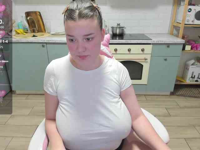 LinaEl23 Live Webcam on BongaCams