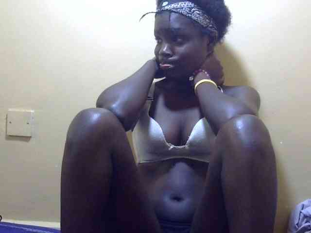 Petitepussie1 Petitepussie1