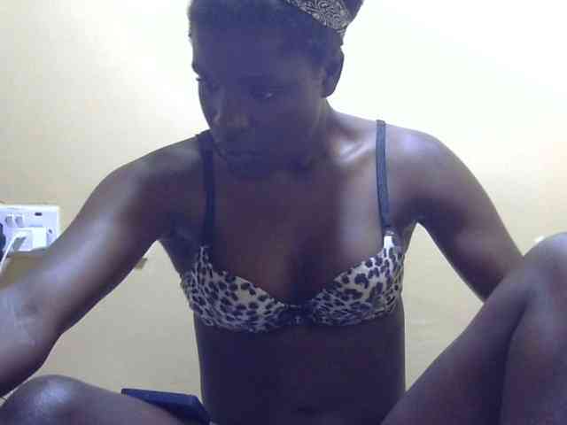 Petitepussie1 webcam