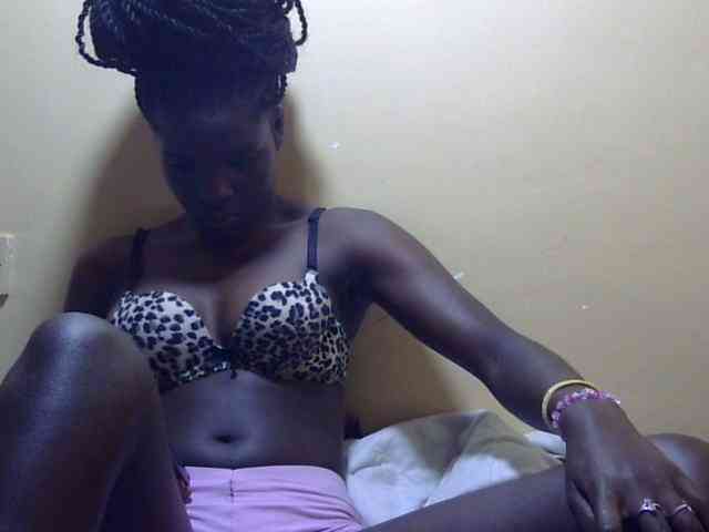 Petitepussie1 webcam