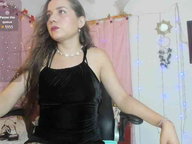 Sara-Maalouft webcam