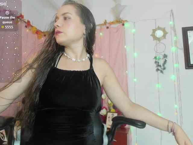 Sara-Maalouft webcam