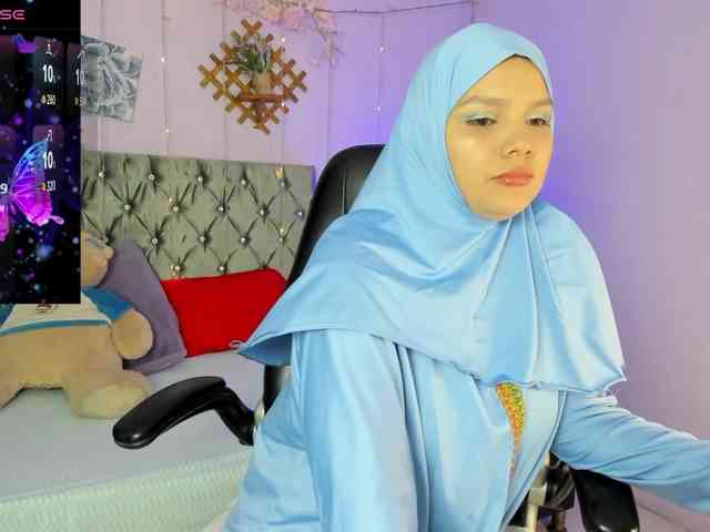 Azahara-Mahmud webcam