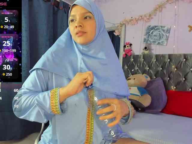 Azahara-Mahmud webcam