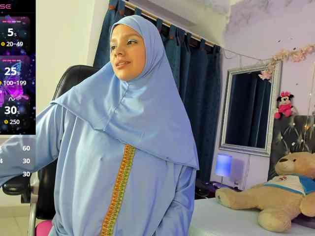 Azahara-Mahmud webcam