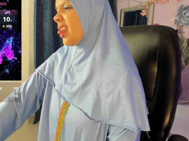 Azahara-Mahmud webcam