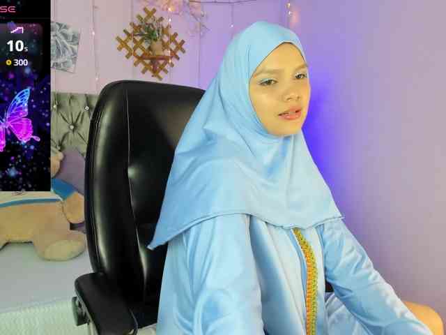 Azahara-Mahmud webcam