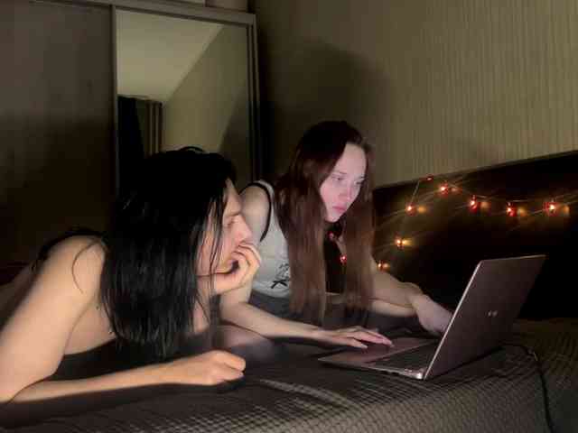 Vanesssafoxiii webcam