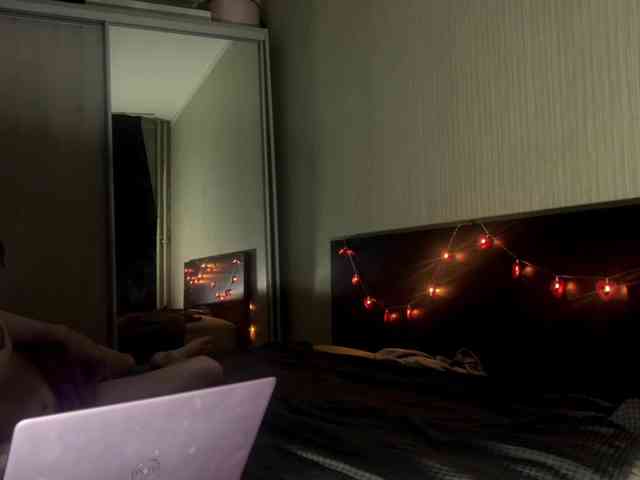 Vanesssafoxiii webcam