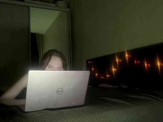 Vanesssafoxiii webcam