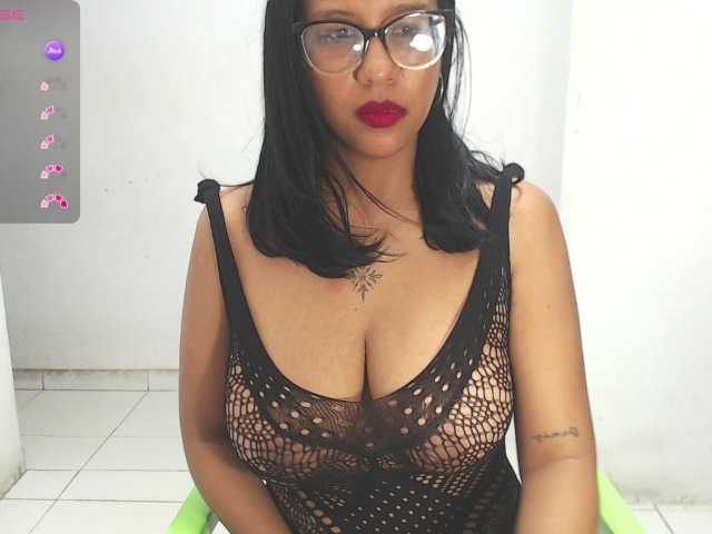 Janicewhore's BongaCams show and profile