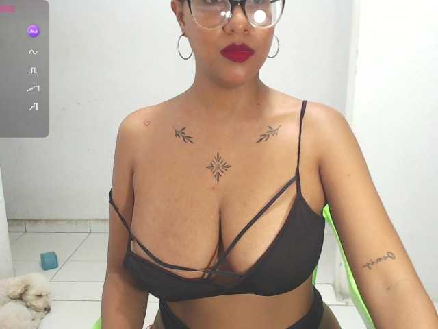 Janicewhore's BongaCams show and profile