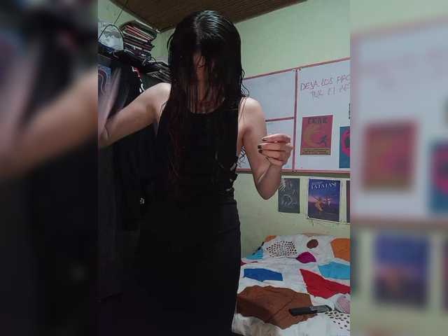 Amapolas's BongaCams show and profile