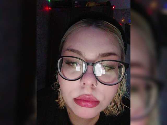 Darinalok – webcam model profile photo