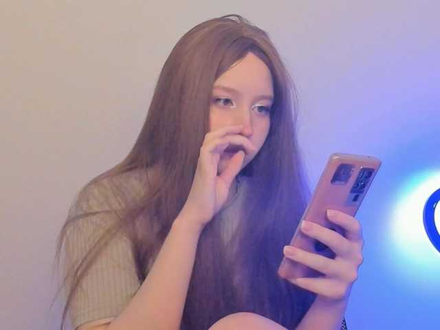 hornykittymeow – webcam model profile photo