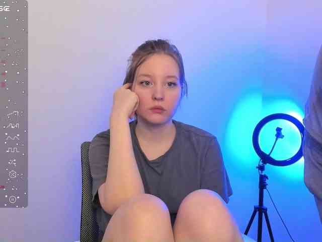 hornykittymeow webcam