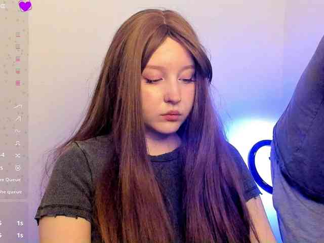 hornykittymeow webcam