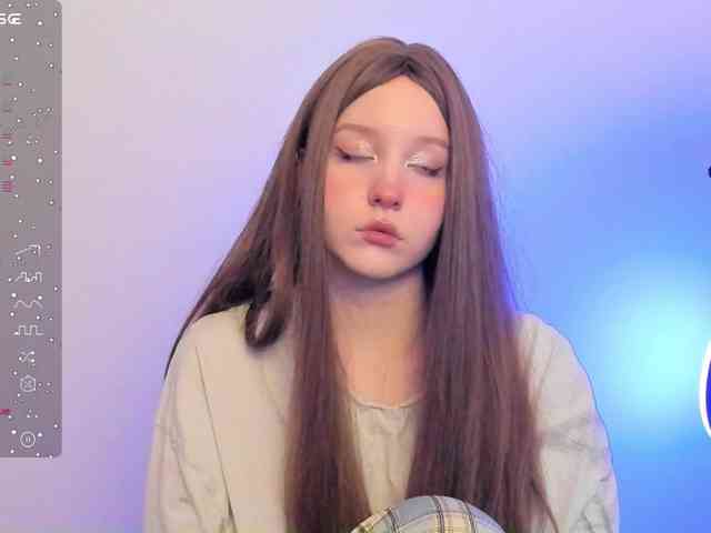 hornykittymeow webcam