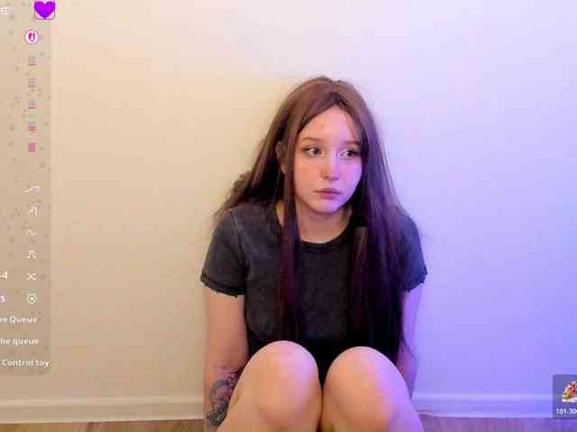 hornykittymeow webcam