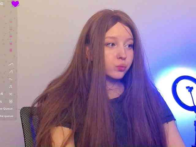 hornykittymeow webcam