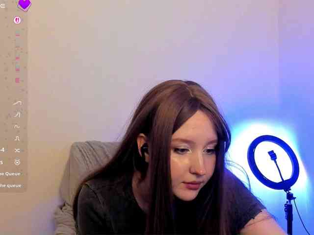 hornykittymeow webcam