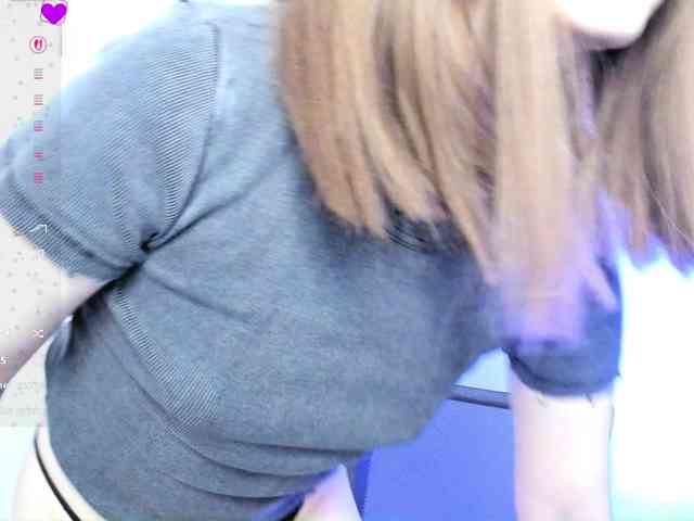 hornykittymeow webcam