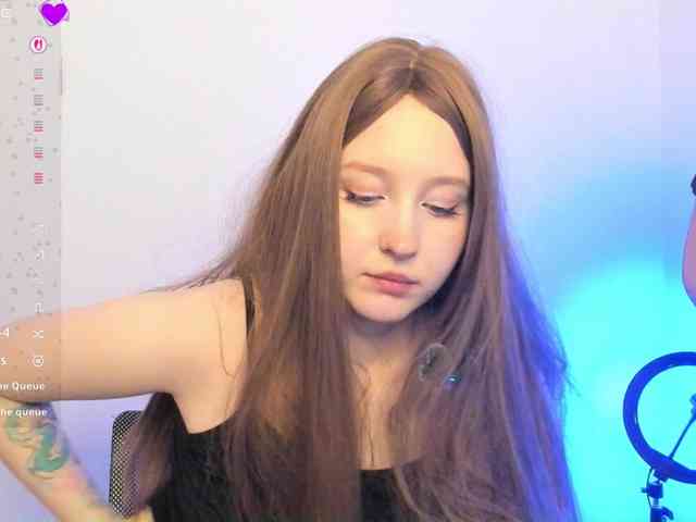 hornykittymeow webcam