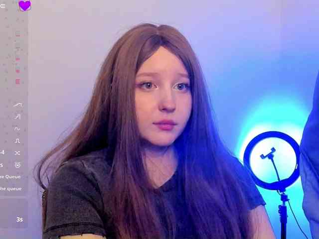 hornykittymeow webcam