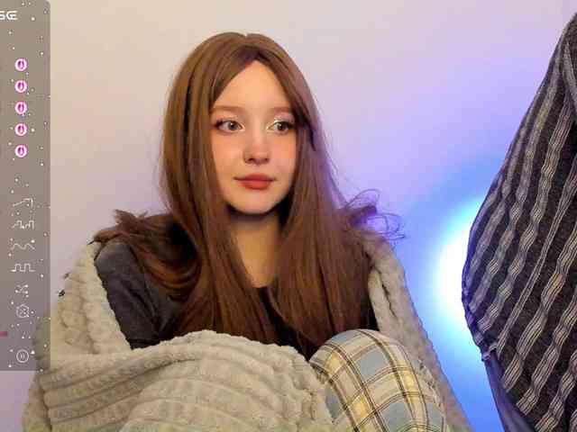 hornykittymeow webcam