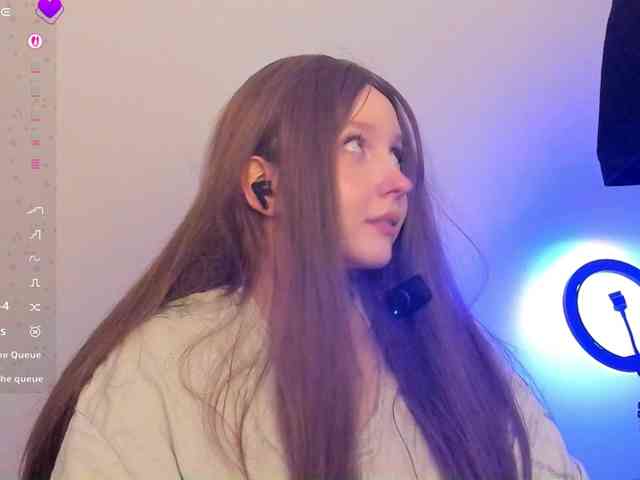 hornykittymeow webcam